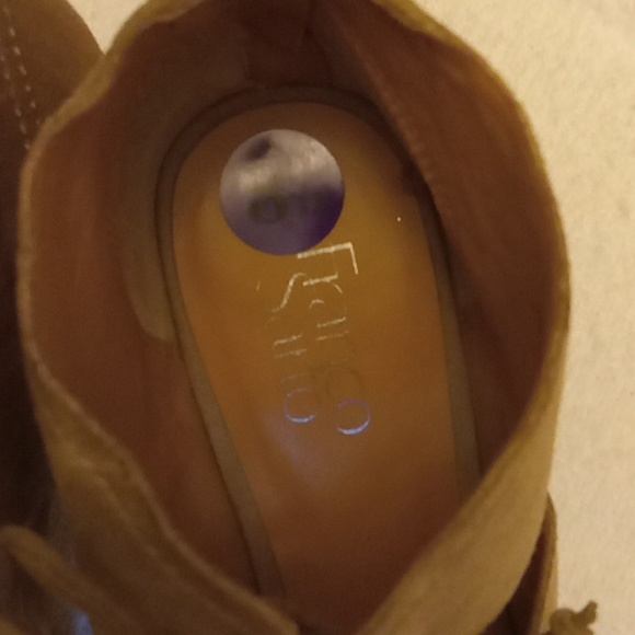 Lace up tan block Franco Sarto Gazella heels Size 8 1/2 leather - Picture 2 of 5